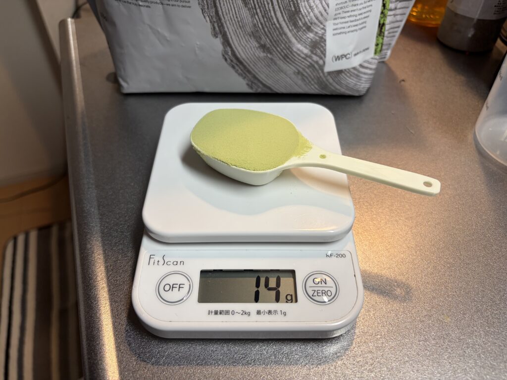 エゾボリックの付属スプーンですりきり1杯すくった様子（約14g）