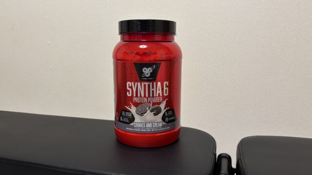 BSN シンサ6 クッキー＆クリーム味のパッケージ