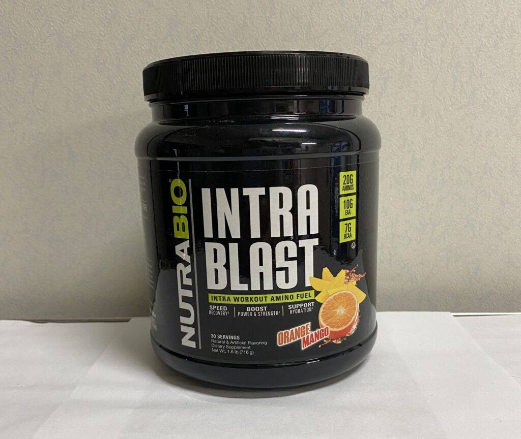 NutraBio INTRA BLAST オレンジマンゴー味の旧パッケージ